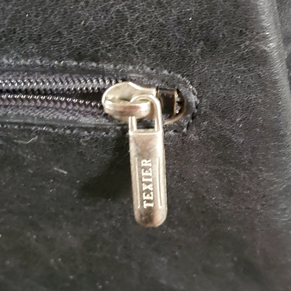 Texier Black Leather Backpack - Picture 4 of 10